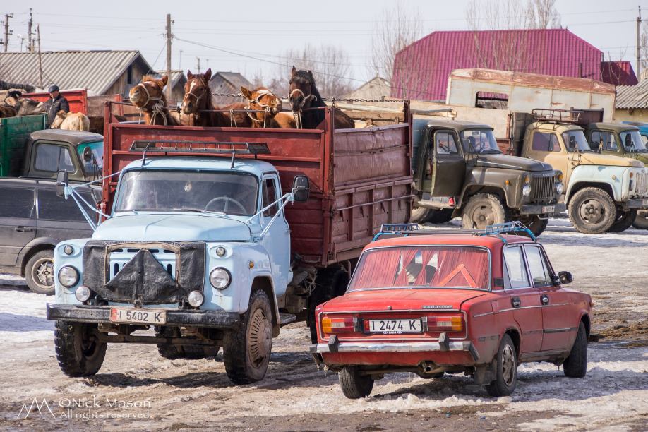 05 Karakol cattle market