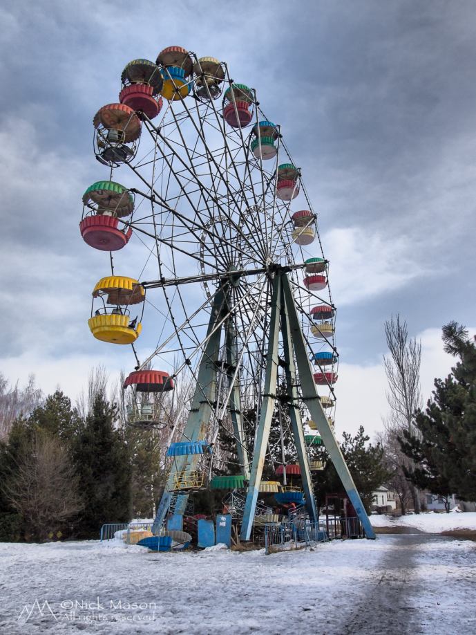 09 Soviet era ferris wheel Karakol