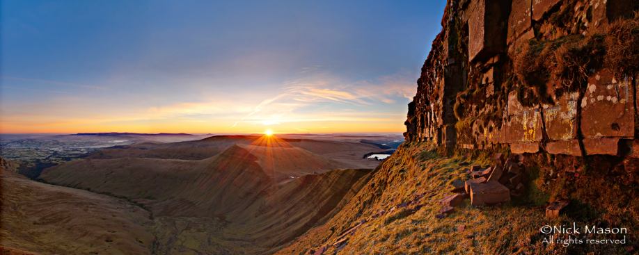 03 February sunrise from Pen y Fan