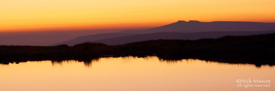 06 llyn y fan fawr  dawn