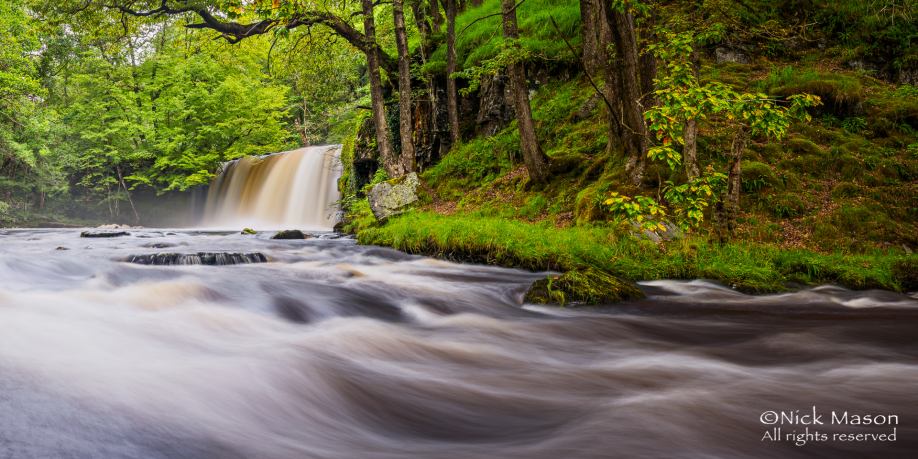 32 Sgwd Ddwli Uchaf and the Afon Nedd Fechan in spate