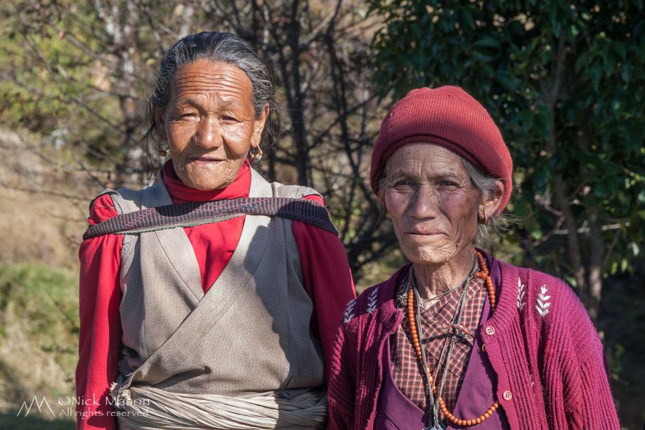 20 Tamang women near Ichok 
