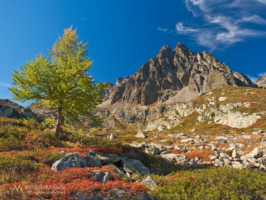 08 The granite peaks of the Aiguilles Rouges on an autumn morning
